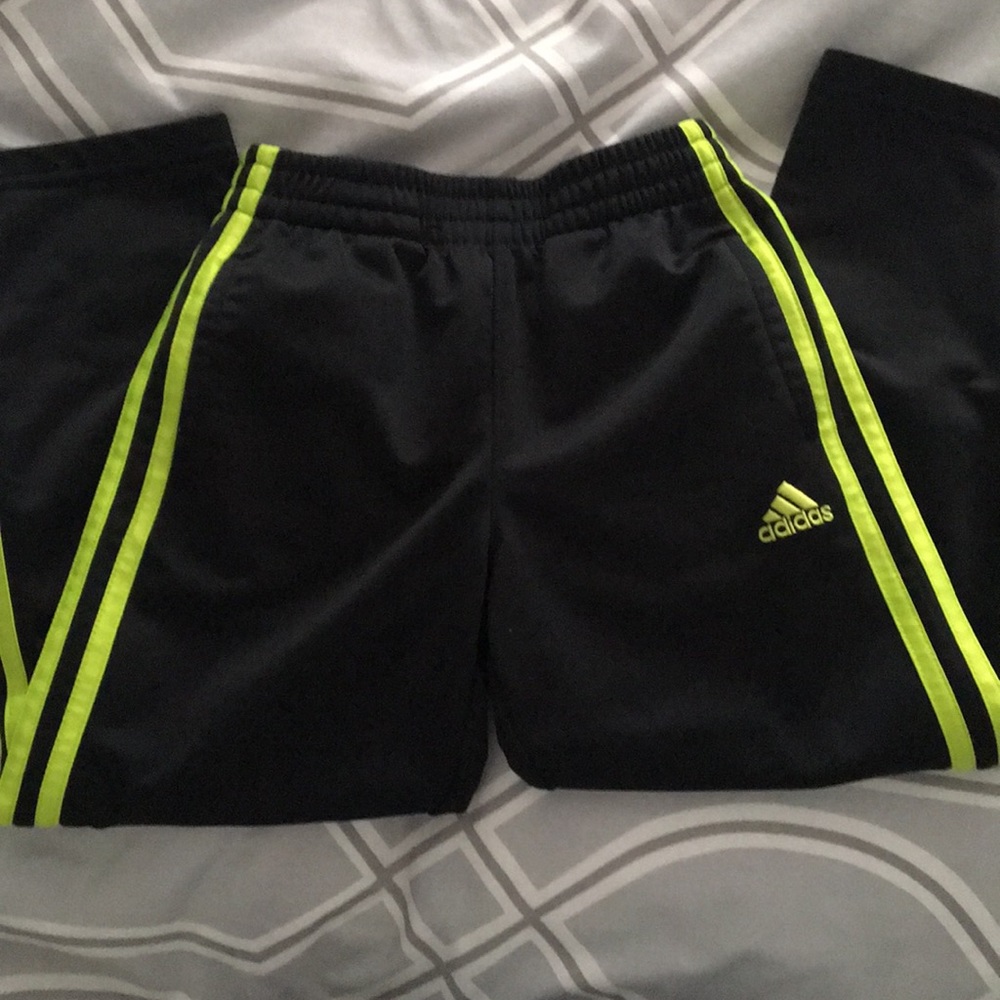 Adidas boys size 6 pants